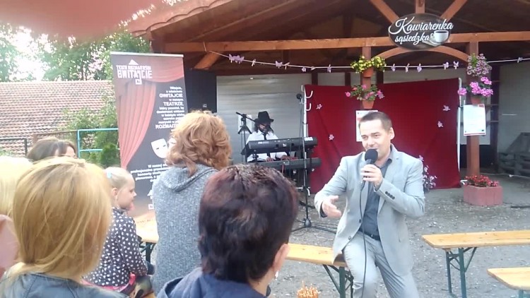 recital_w_kawiarence_sasiedzkiej.mp4