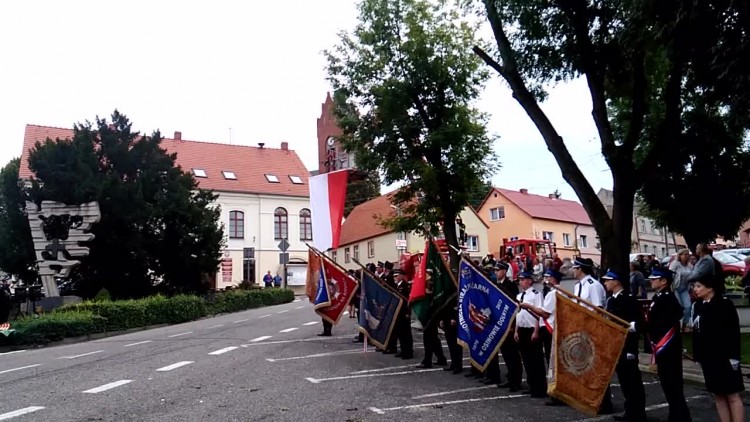 70-lecie_osp_cedynia_hymn_flaga.mp4