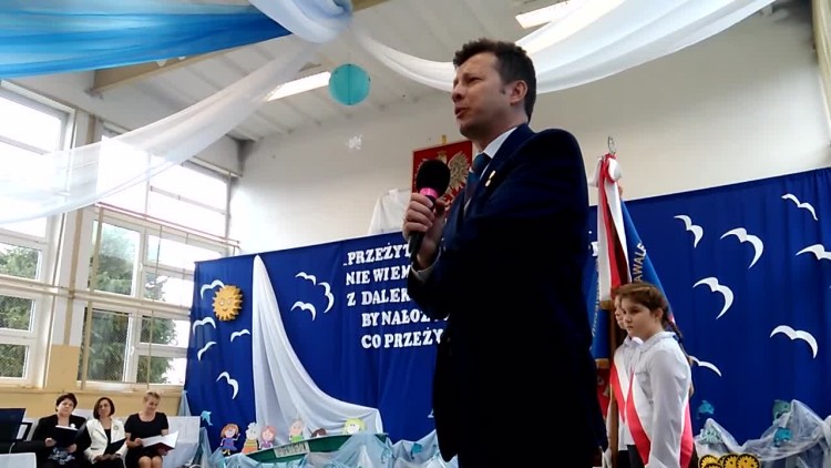 sp_stoleczna_50-lecie_8_rzecznik_praw_dziecka.mp4