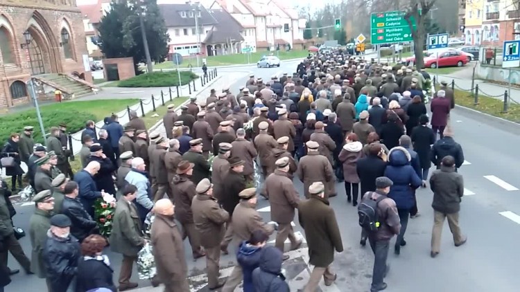 pogrzeb_andrzeja_wysockiego_3.mp4