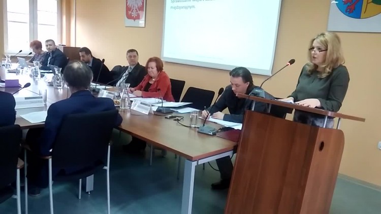 sesja_1_stare_czarnowo_xi_2017.mp4