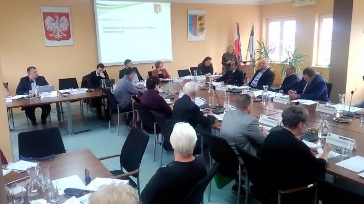 sesja_9_stare_czarnowo_xi_2017.mp4