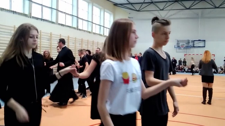 belgijka_1_uczniowie_i_goscie.mp4