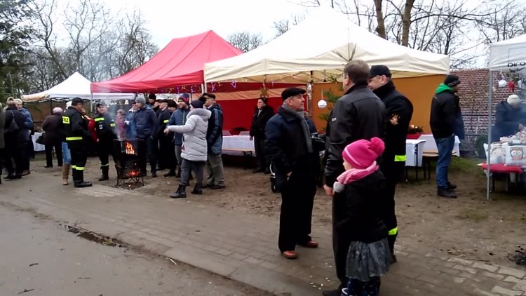 jarmark_bozonarodzeniowy_2017_cedynia.mp4