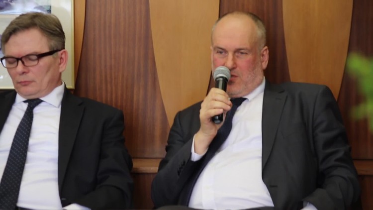 zafiksowalem_sie_na_ten_pomysl_-_przyznaje_burmistrz.mp4