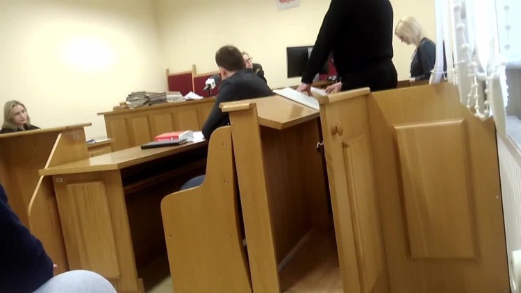 ks_henryk_k_zeznaje_w_spr_nastolatki.mp4