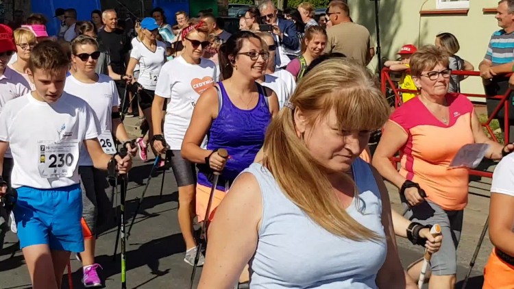 marsz_nordic_walking_stare_objezierze_2018.mp4