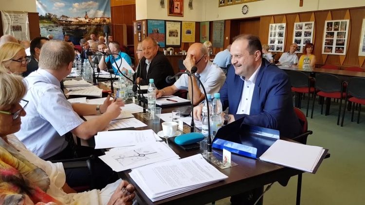 nazwa_dla_ronda_w_gardnie.mp4