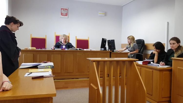 prokurator_napad_na_sklep_w_krajniku.mp4