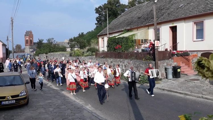 dozynki_cedynia_2018_a.mp4