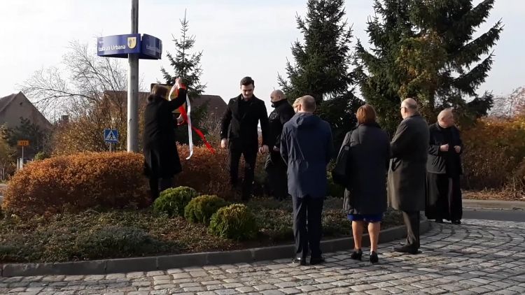 rondo_im_lukasza_urbana_2.mp4