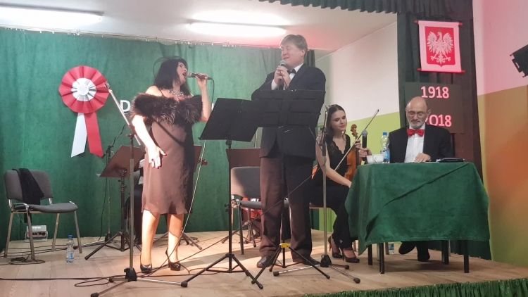 nie_kochac_w_taka_noc_to_grzech.mp4