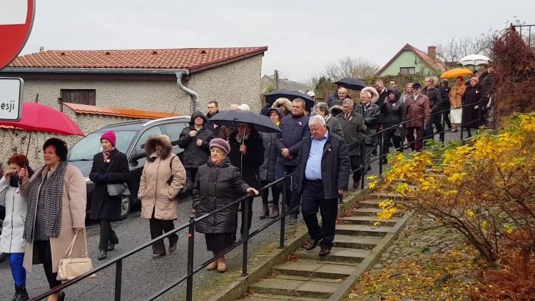 100-lecie_niepodleglosci_cedynia_z_kosciola.mp4