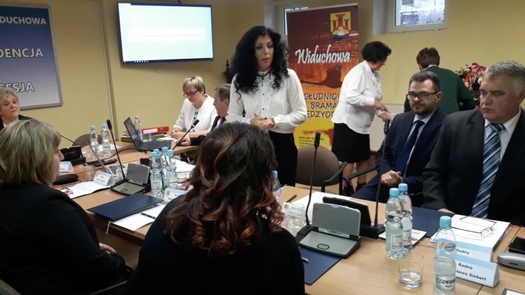 przemowienie_wojt_widuchowej_na_nowa_kadencje_2018.mp4