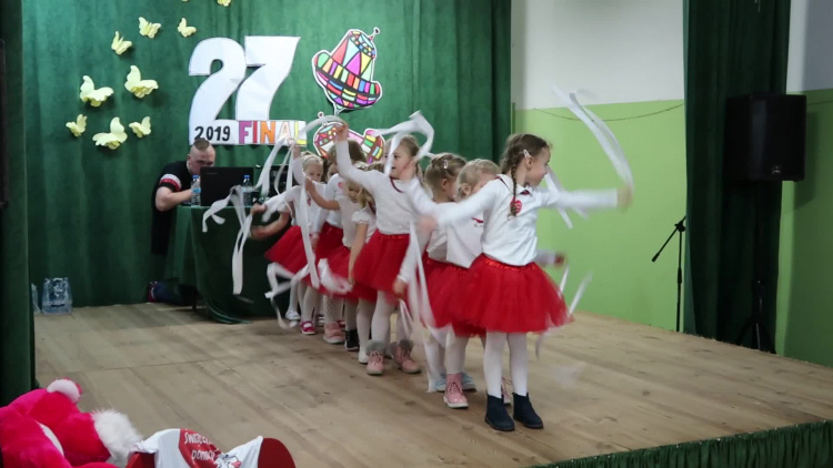przedszkolaki_3_dla_wosp_cedynia_2019_61mrb6skbps8gcs_.mp4