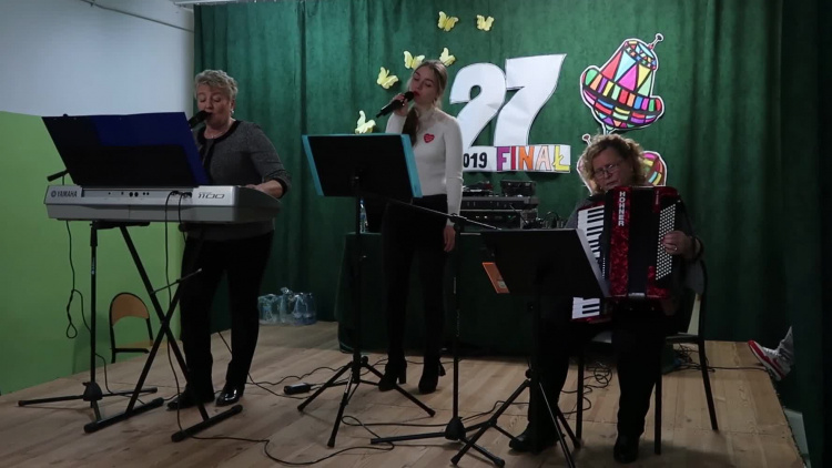 wosp_1_cedynia_2019_61mrb6skbps8gcs_.mp4