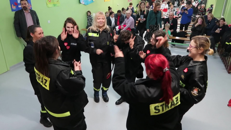 wosp_2_cedynia_2019_61mrb6skbps8gcs_.mp4