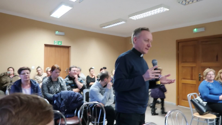 gogolice_debata_ksiadz.mp4