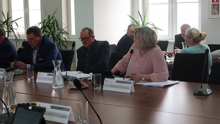 pytania_do_dyr_zs_kolbacz_26022019.mp4