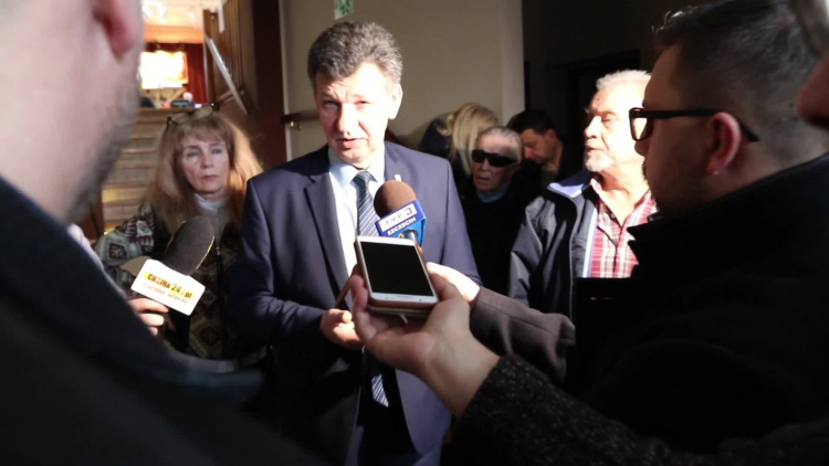 burmistrz_morynia_o_sprawie_zwirowni.mp4