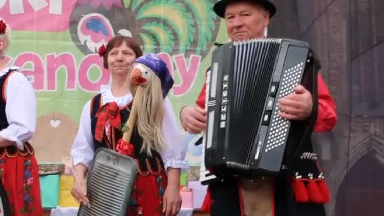 gryfinski_jarmark_wielkanocny_zespoly.mp4