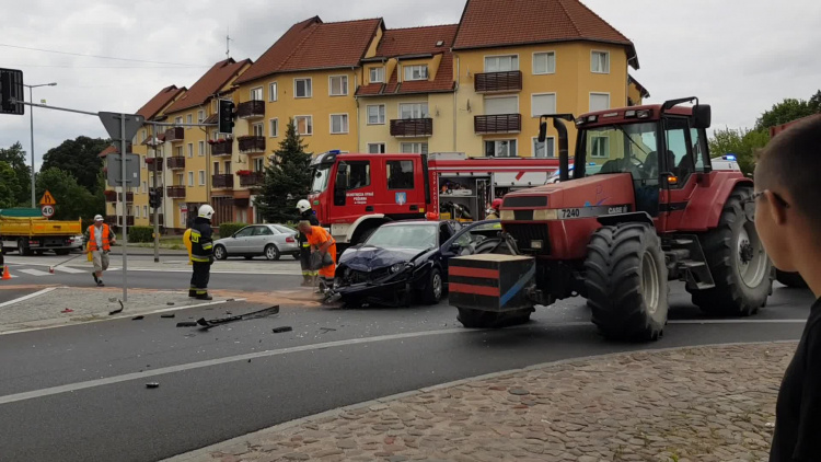 wypadek_k_ratusza_chojna_02072019.mp4