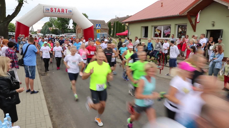 bieg_integracyjny_o_puchar_rady_soleckiej_w_starym_objezierzu_2019_1.mp4