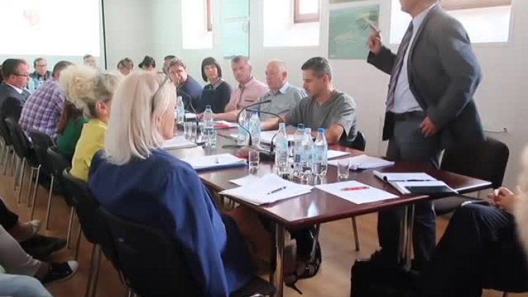 o_szkole_i_sciezce_rowerowej_ix_sesja_rm_cedynia_2019.mp4