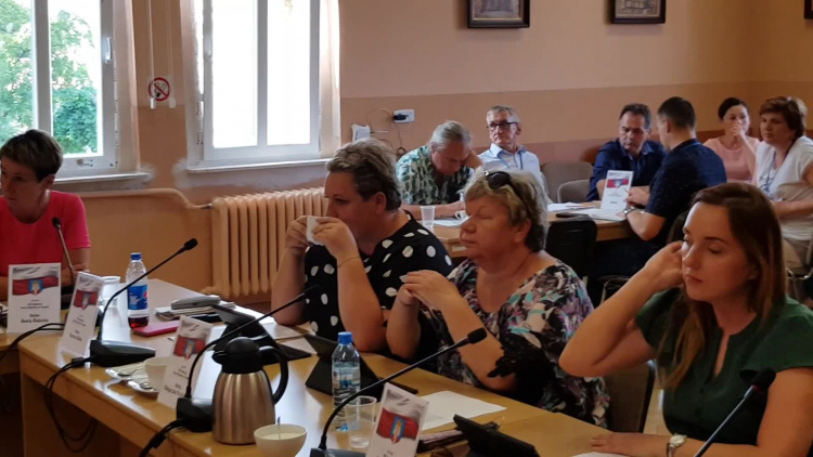 sesja_chojna_dzialki_sierpien_2019.mp4