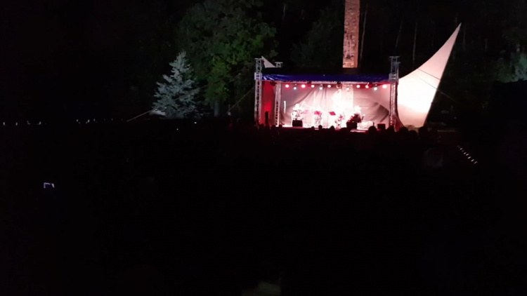 koncert_patriotyczny_1_na_cmantarzu_wojennym_2019.mp4