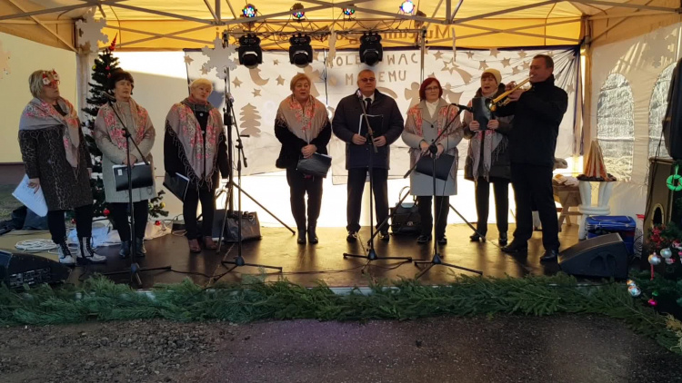 jarmark_bozonarodzeniowy_cedynia_2019.mp4