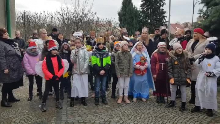 trzech_kroli_wystep_uczniow_1_chojna_2020.mp4