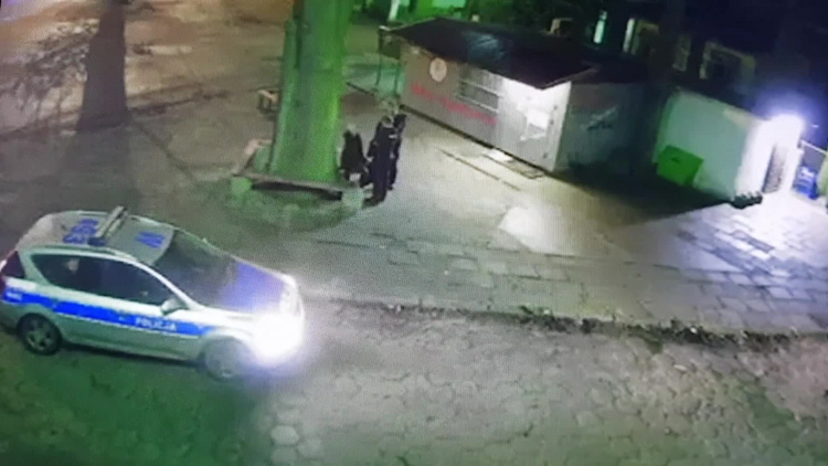 brutalna_interwencja_policjantow_w_nowym_czarnowie_06012020_czesc_i.mp4