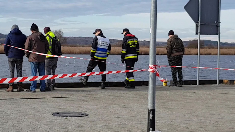 barka_zatonela_w_odrze_2_15012020.mp4