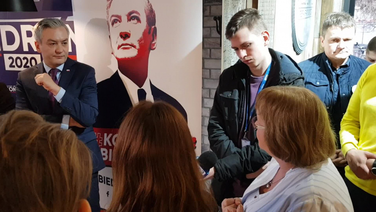 elewczuk_pyta_rbiedronia_gryfino_25012020.mp4