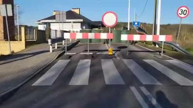 90206118_890665624708268_5716639721954738176_n.mp4