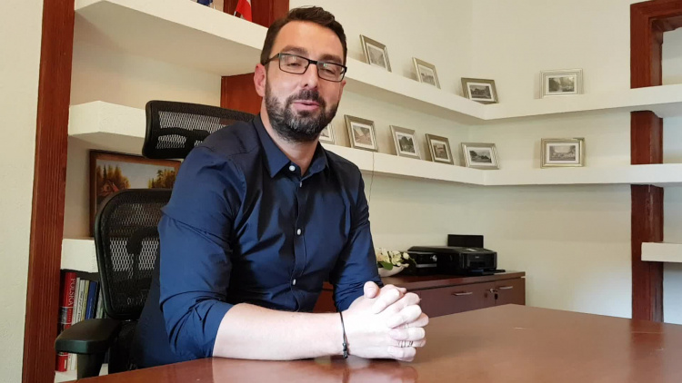 pawel_wrobel_nowy_wojt_widuchowej.mp4