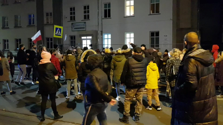 strajk_kobiet_gryfino_3_29102020.mp4