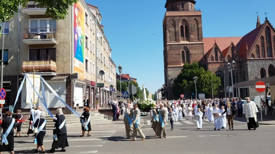 boze-cialo-gryfino-stare-miasto-2.mp4