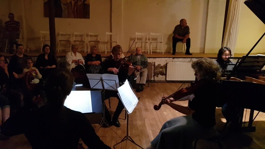 koncert-3-sala-u-kinala-03072021.mp4