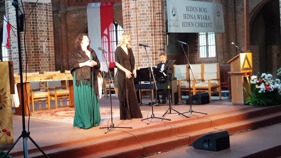 dni-integracji-i-ekumenizmu-koncert-chojna-20121.mp4