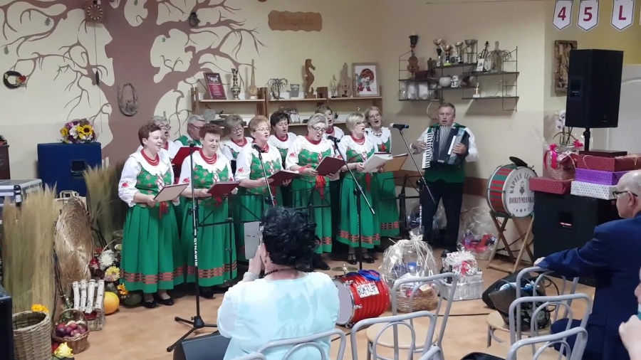 macierzanka-spiewa-dla-borzymianki-na-45-lecie-16102021.mp4