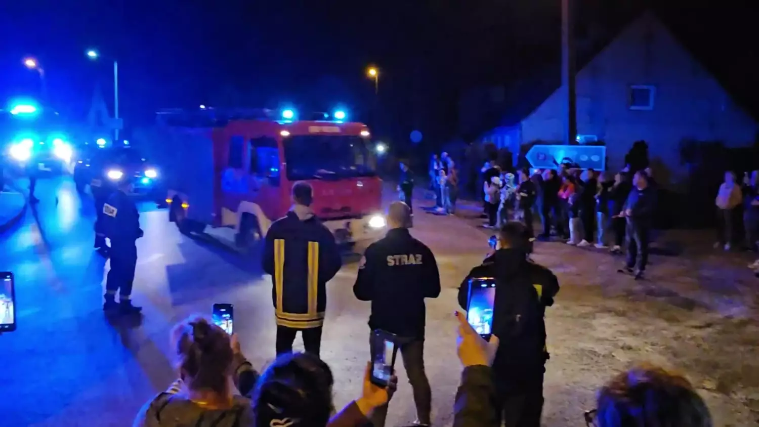 samochod-strazacki-lisie-pole-12042024.mp4