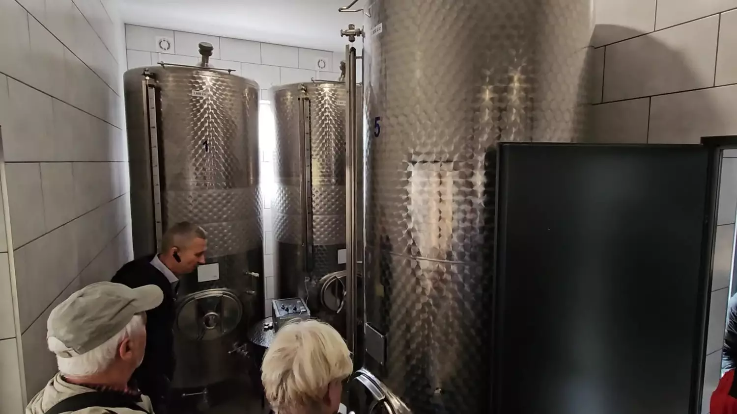 miodosytnia-w-klepiczu-od-poleczek-do-laboratorium-05102024.mp4