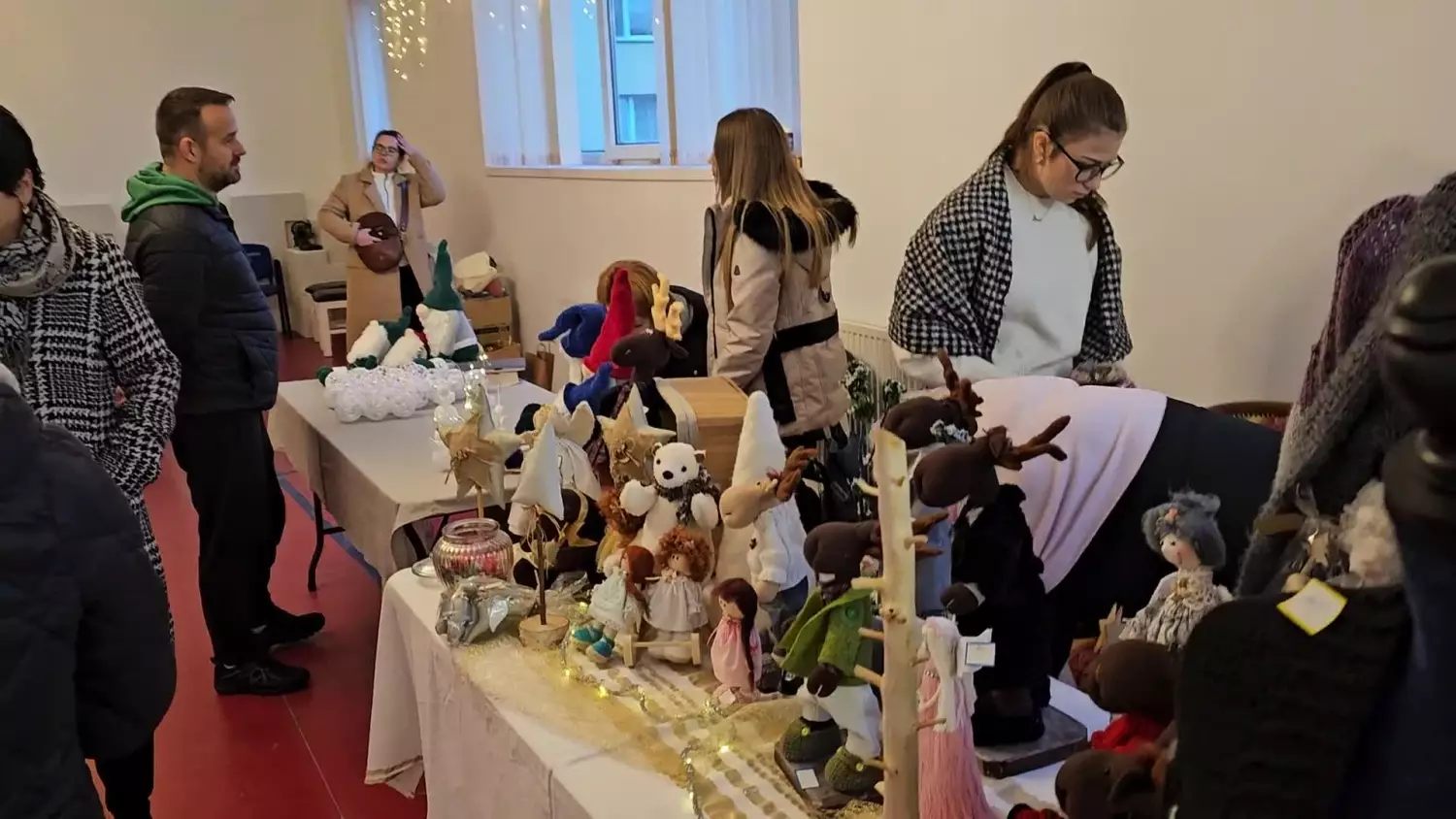 swiateczny-kiermasz-rekodziela-gryfino-24112024.mp4