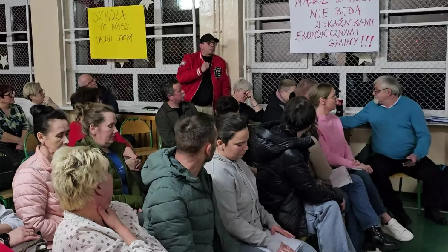 troszyn-spotkanie-w-spr-zamiaru-likwidacji-szkoly-2-29012025.mp4