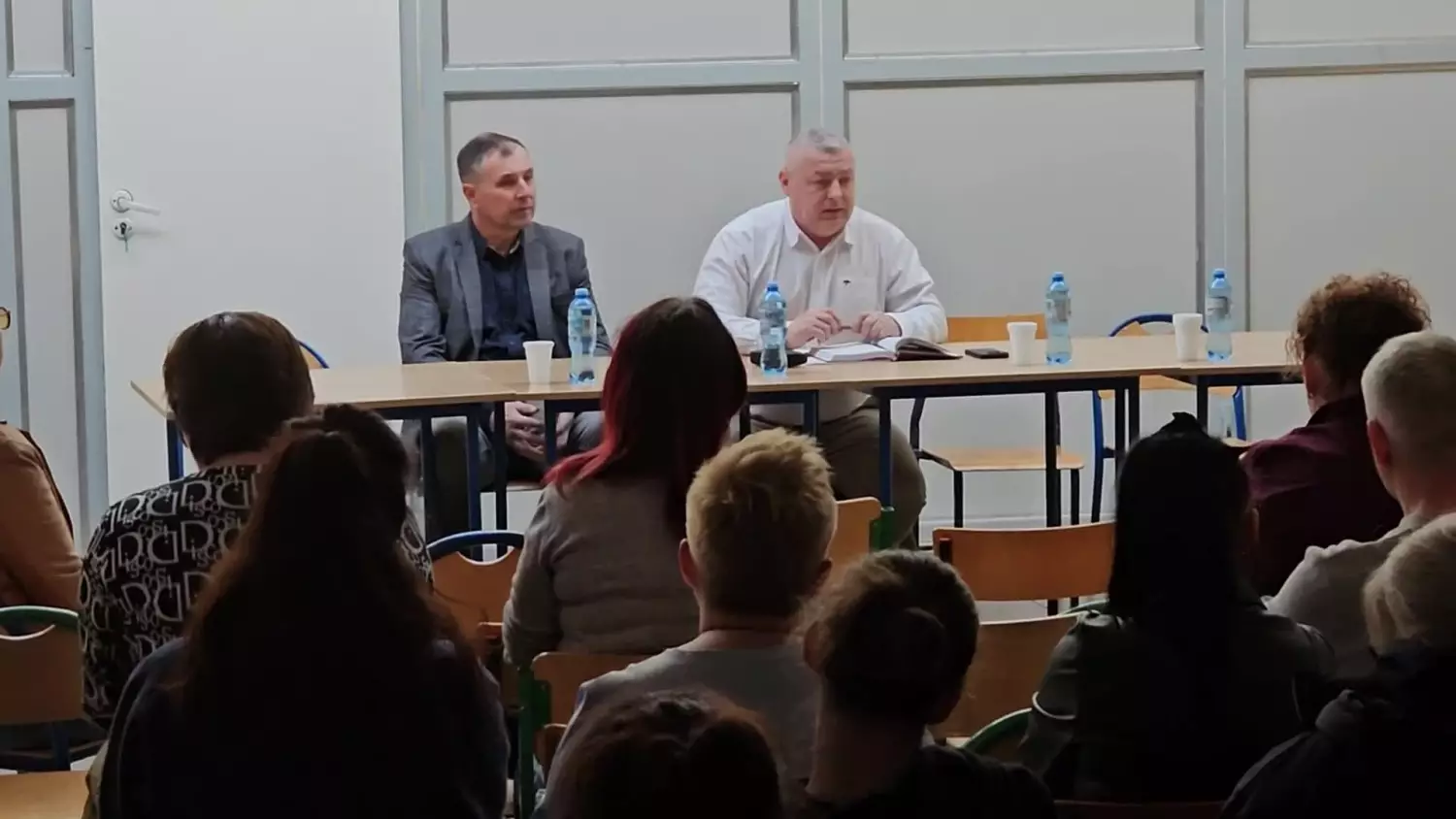 burmistrz-tkacz-w-czelinie-w-szkole-19032025.mp4