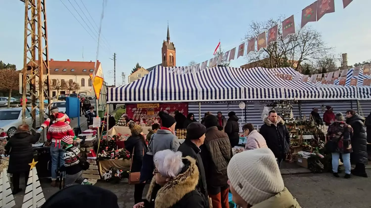 cedynski-jarmark-bozonarodzeniowy-14122025.mp4